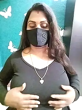Snapshot of Riya_Sexy_Baby chatting on 03/18/25, 02:04 Riya Sexy Baby online show from 03/18/25, 02:04