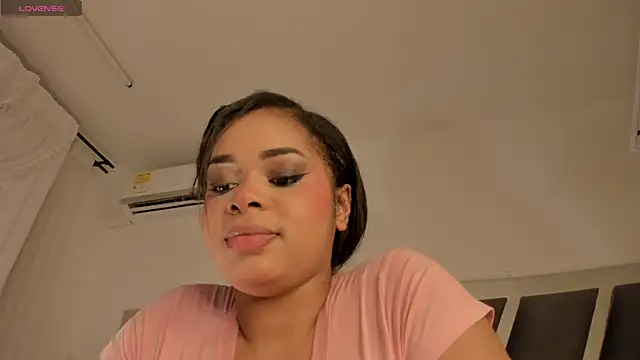 Samanntha Rose online show from 12/18/25, 07:53