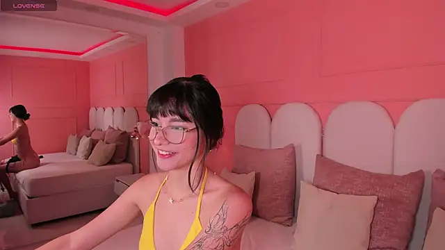 emilly williams  online show from 12/03/24, 05:01