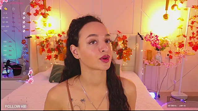 Lolly Neal online show from 11/23/25, 04:56