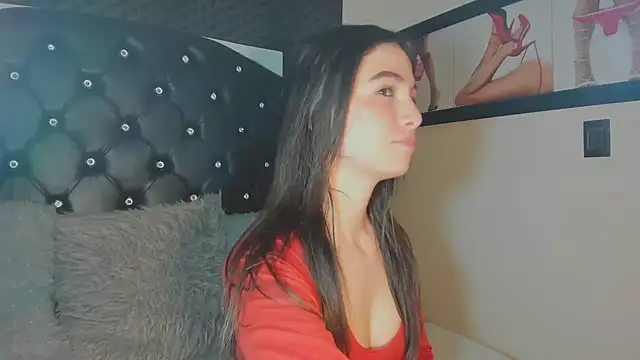 diana queen  online show from 05/14/26, 03:57