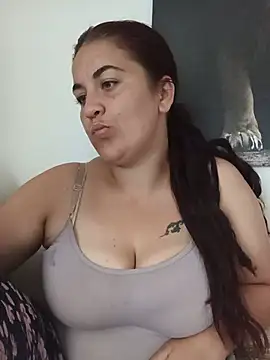 yzabell18 online show from 05/30/26, 11:51