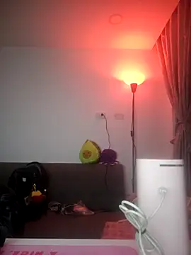 azumiichan online show from 12/16/25, 12:15