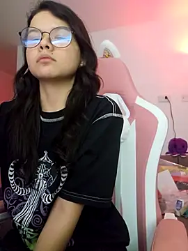 azumiichan online show from 02/05/26, 01:10