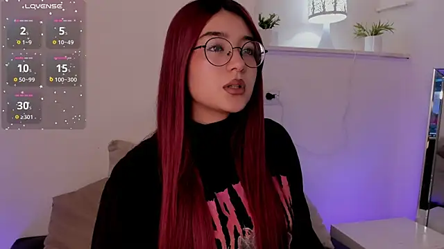 Snapshot of Im_mave chatting on 02/11/25, 12:37 Im mave online show from 02/11/25, 12:37