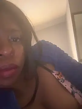 Snapshot of CamGirlLeanna chatting on 01/27/25, 10:49 CamGirlLeanna online show from 01/27/25, 10:49