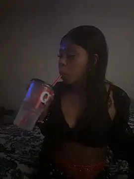 Snapshot of CamGirlLeanna chatting on 02/06/25, 02:11 CamGirlLeanna online show from 02/06/25, 02:11