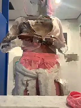 Snapshot of CamGirlLeanna chatting on 02/13/25, 01:19 CamGirlLeanna online show from 02/13/25, 01:19