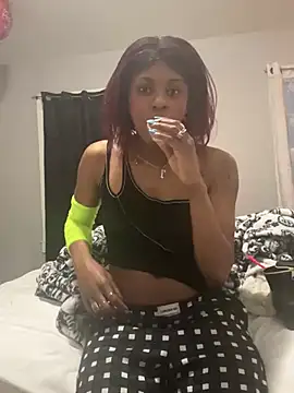 Snapshot of CamGirlLeanna chatting on 02/14/25, 12:30 CamGirlLeanna online show from 02/14/25, 12:30