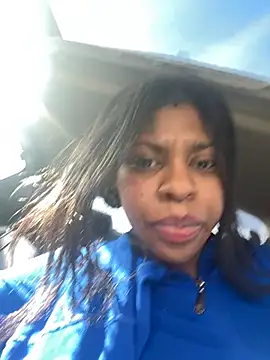 Snapshot of CamGirlLeanna chatting on 02/26/25, 09:27 CamGirlLeanna online show from 02/26/25, 09:27