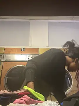 Snapshot of CamGirlLeanna chatting on 03/04/25, 06:50 CamGirlLeanna online show from 03/04/25, 06:50