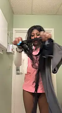 Snapshot of CamGirlLeanna chatting on 03/05/25, 03:29 CamGirlLeanna online show from 03/05/25, 03:29