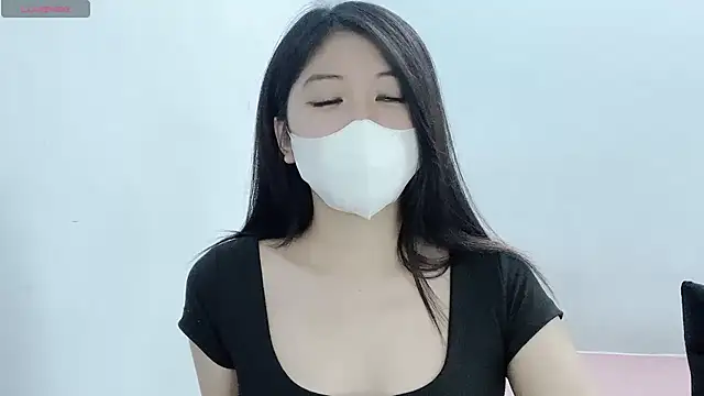 tanhxiu online show from 11/06/25, 03:24