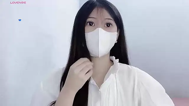 tanhxiu online show from 02/09/26, 10:19