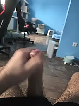 tibi2003 10 online show from 11/22/25, 08:57