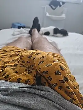 tibi2003 10 online show from 12/16/25, 11:37