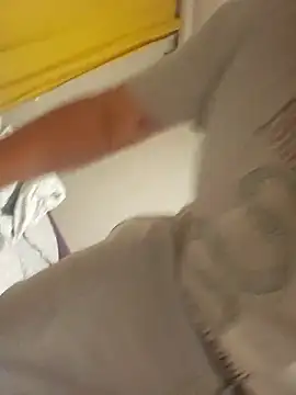 zarina3003 online show from 04/24/26, 07:49