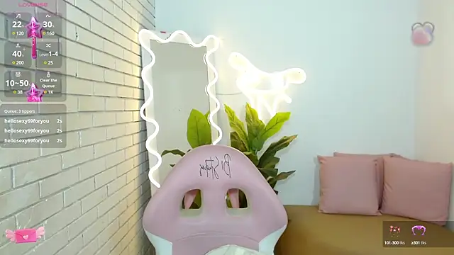 Snapshot of Chiara_tay chatting on 02/24/25, 02:08 Chiara tay online show from 02/24/25, 02:08