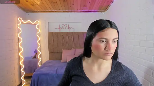 Snapshot of Chiara_tay chatting on 10/09/25, 07:23 Chiara tay online show from 10/09/25, 07:23