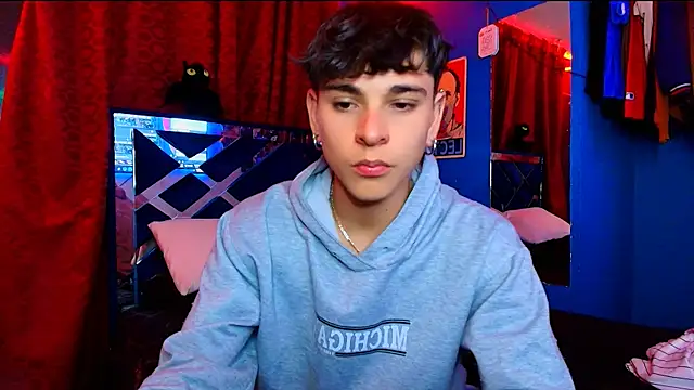 Luke Howland online show from 02/18/26, 01:23