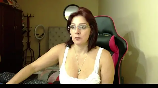 Carol Scottt online show from 02/10/25, 05:36