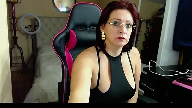 Carol Scottt online show from 03/20/25, 04:42