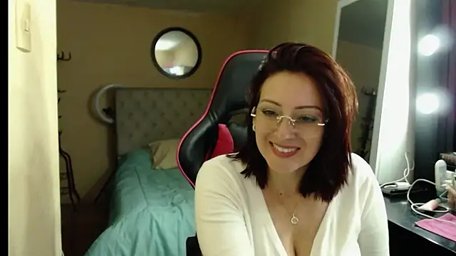 Carol Scottt online show from 09/25/25, 09:18