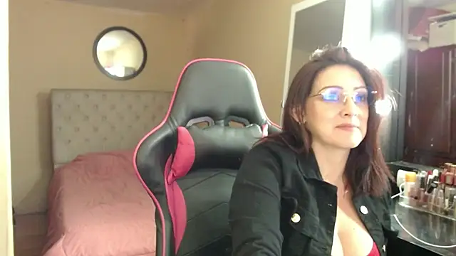 Carol Scottt online show from 03/10/26, 08:36