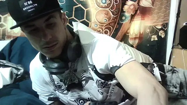 --D-a-D-D-y- online show from 11/11/25, 04:23