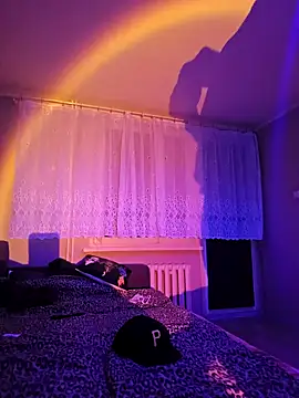 Snapshot of McdyllanXX chatting on 03/05/25, 10:43 McdyllanXX online show from 03/05/25, 10:43