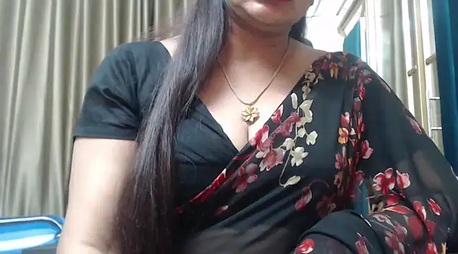 desi-maisa130 online show from 01/13/25, 08:04