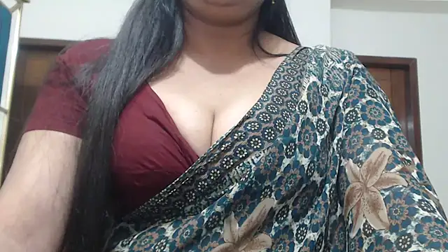 Snapshot of desi-maisa130 chatting on 05/06/26, 05:40 desi-maisa130 online show from 05/06/26, 05:40