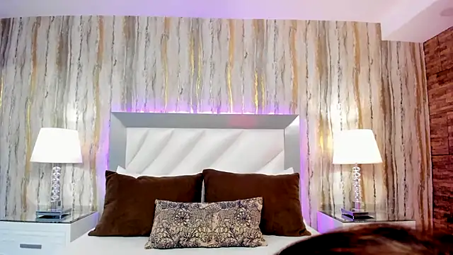 SophiaLaurens online show from 02/06/25, 02:58