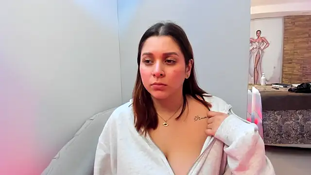 SophiaLaurens online show from 02/07/25, 03:08