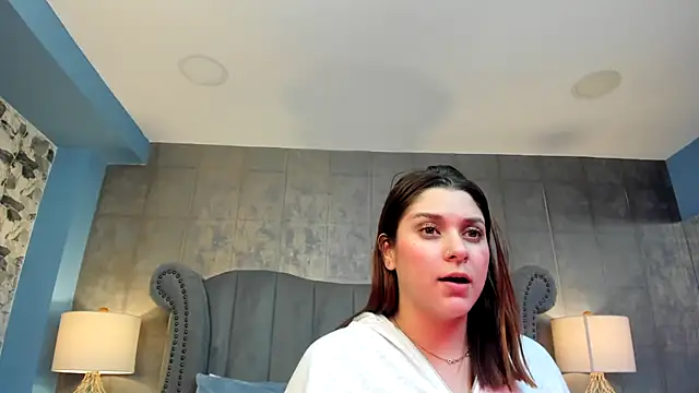 SophiaLaurens online show from 02/08/25, 05:08