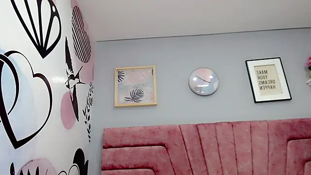 ValeriaAguilar online show from 12/31/24, 01:26