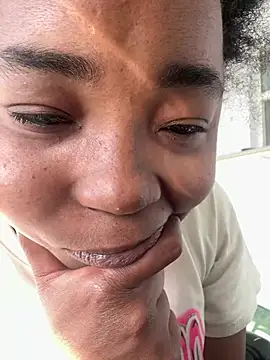 JCCaramelbarbie1 online show from 03/05/25, 09:15