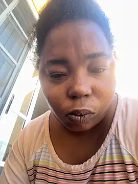 JCCaramelbarbie1 online show from 10/21/25, 03:02