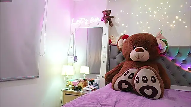 Tiana sanders online show from 12/16/24, 11:50