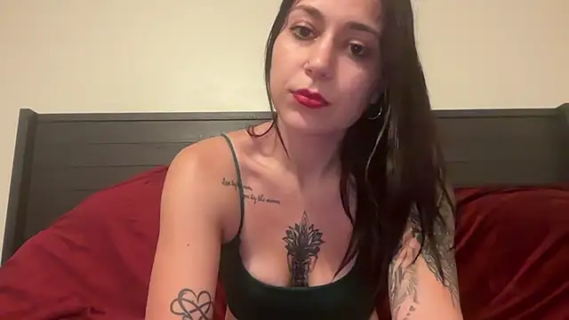 QueenLolaX online show from 10/10/25, 03:49