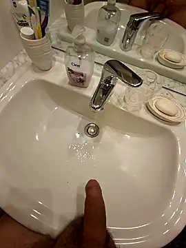 teddy79good online show from 10/21/25, 04:30