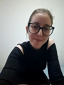 Snapshot of Sarah459 chatting on 12/11/24, 08:07 Sarah459 online show from 12/11/24, 08:07