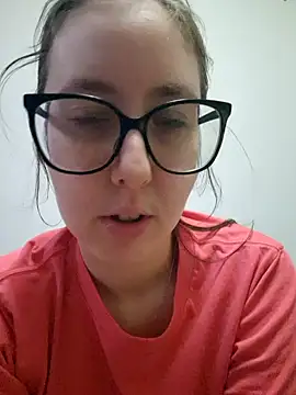Snapshot of Sarah459 chatting on 05/14/26, 06:37 Sarah459 online show from 05/14/26, 06:37