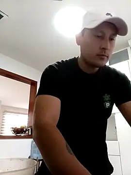 Snapshot of Zordomud0 chatting on 02/25/26, 04:38 Zordomud0 online show from 02/25/26, 04:38