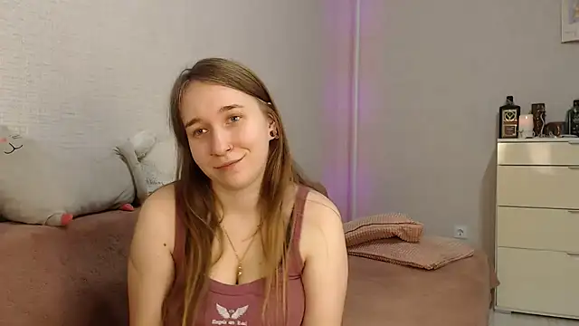 Snapshot of lovely_hayley chatting on 12/17/24, 08:54 lovely hayley online show from 12/17/24, 08:54