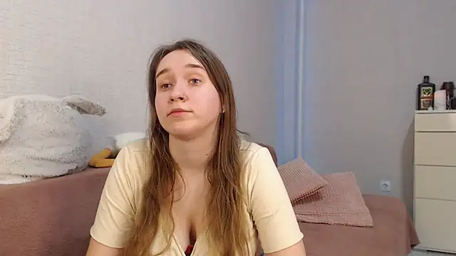 Snapshot of lovely_hayley chatting on 03/01/25, 11:37 lovely hayley online show from 03/01/25, 11:37