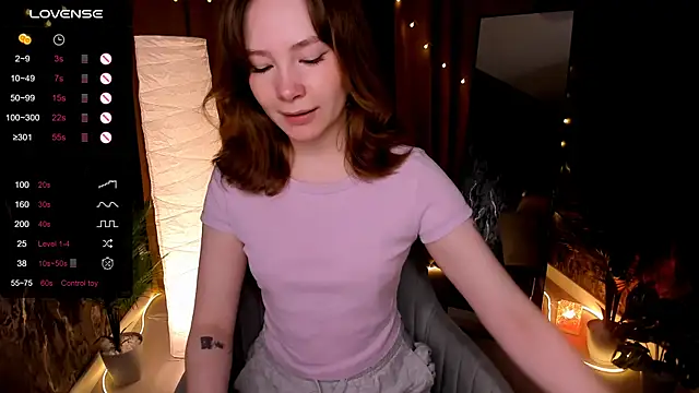 LanaBlu  online show from 10/09/25, 05:16