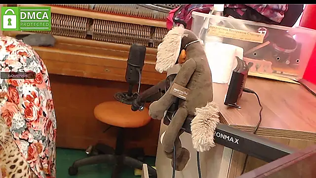 RoseRed69 online show from 12/08/24, 04:35