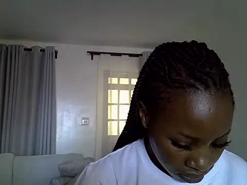 Queen loveer online show from 03/15/26, 01:28