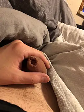 Snapshot of wixxer872302 chatting on 12/23/24, 12:14 wixxer872302 online show from 12/23/24, 12:14